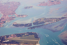 Tagesreise nach Venedig, Flugplatz direkt am  Lido